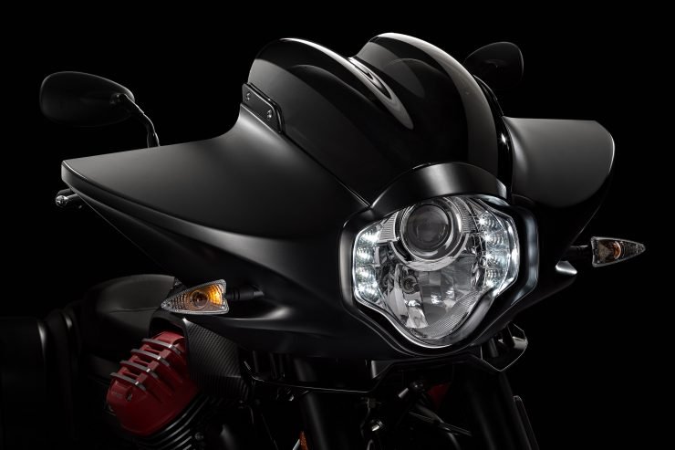 MOTO GUZZI MGX-21