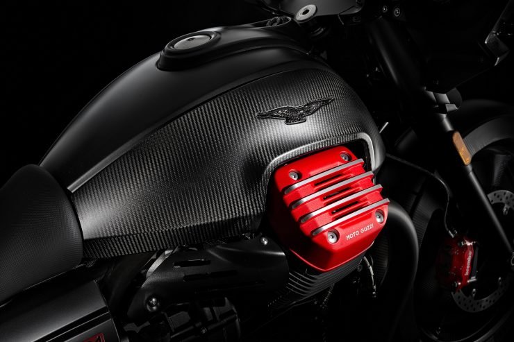 MOTO GUZZI MGX-21