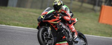 aprilia rsv4 x
