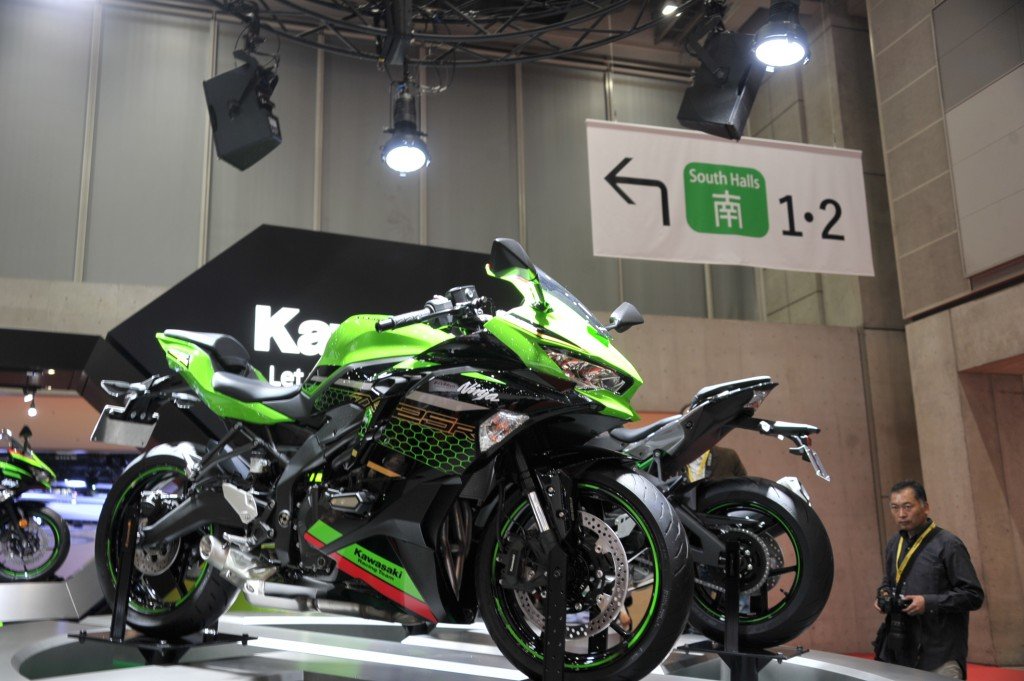kawasaki ninja zx-25r