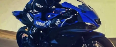 Yamaha R7 2022