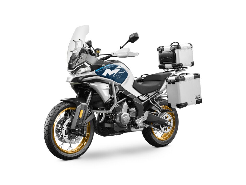 CFMOTO 700MT ADV Nebula White