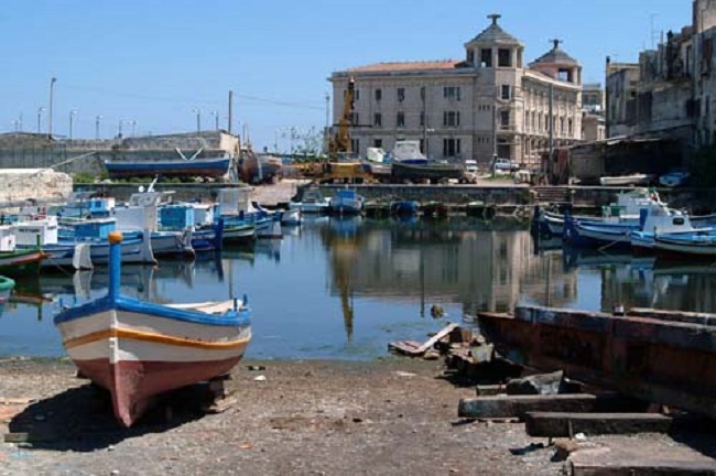 Tracce su un'isola, Ortigia